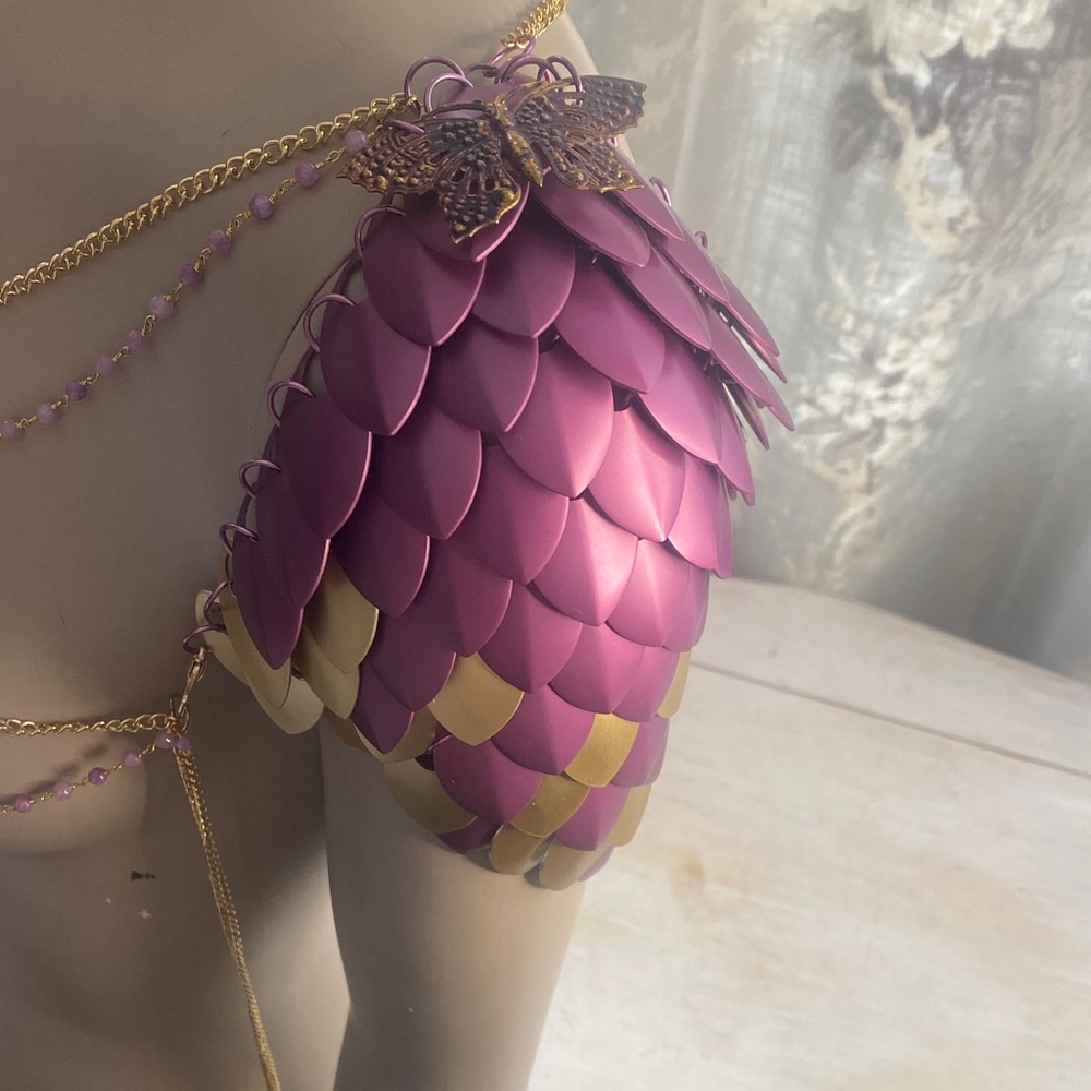 Fairy fantasy scalemail chainmail shoulder armor pauldrons pink jade gold - Picture 8 of 12